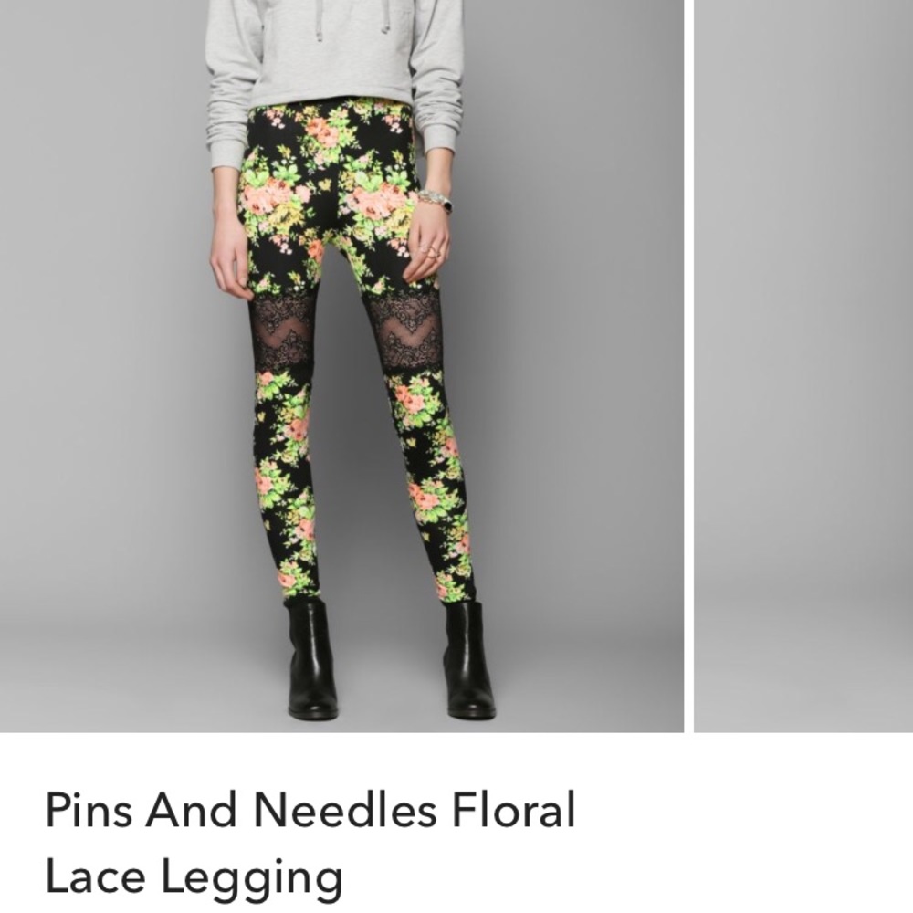 Lace&floral Urban Outfitters Pins&Needles leggings